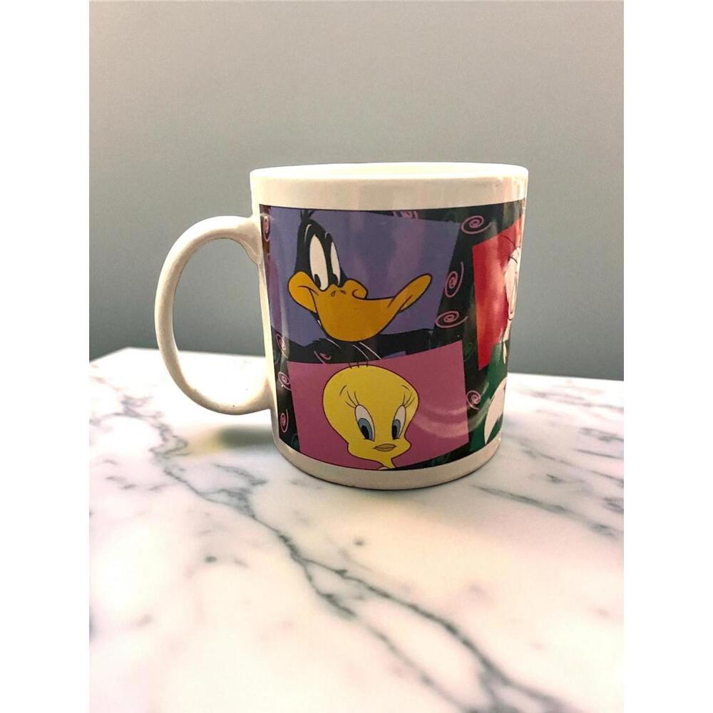 Vintage Looney Tunes Ceramic Mug Cup Coffee Tea Bugs Tweety Daffy Sylvester
